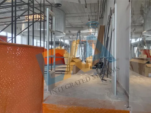 توريد وتركيب بوابات إنذار سرقة الملابس ونظام التاجات الأمنية للمحلات التجارية داخل مول بمدينتي